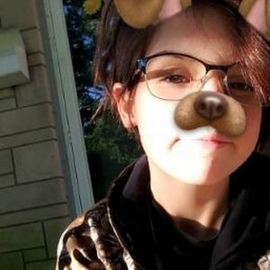 Meet your Posher, Makayla